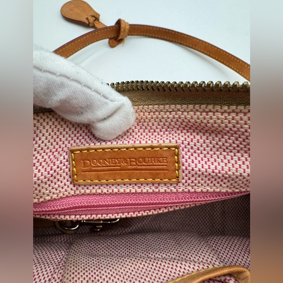 Vintage Dooney & Bourke Signature Small Barrel Bag - Picture 10 of 12